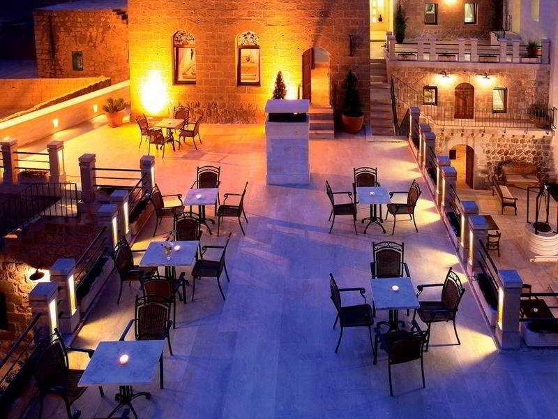 Kasr-I Nehroz Hotel Midyat Екстериор снимка